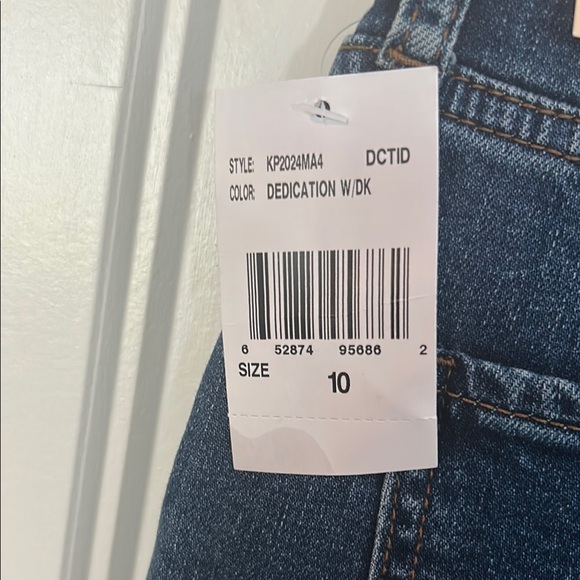 Kut from the Kloth Blue Relaxed Jeans with Lived-In Look - Picture 12 of 14